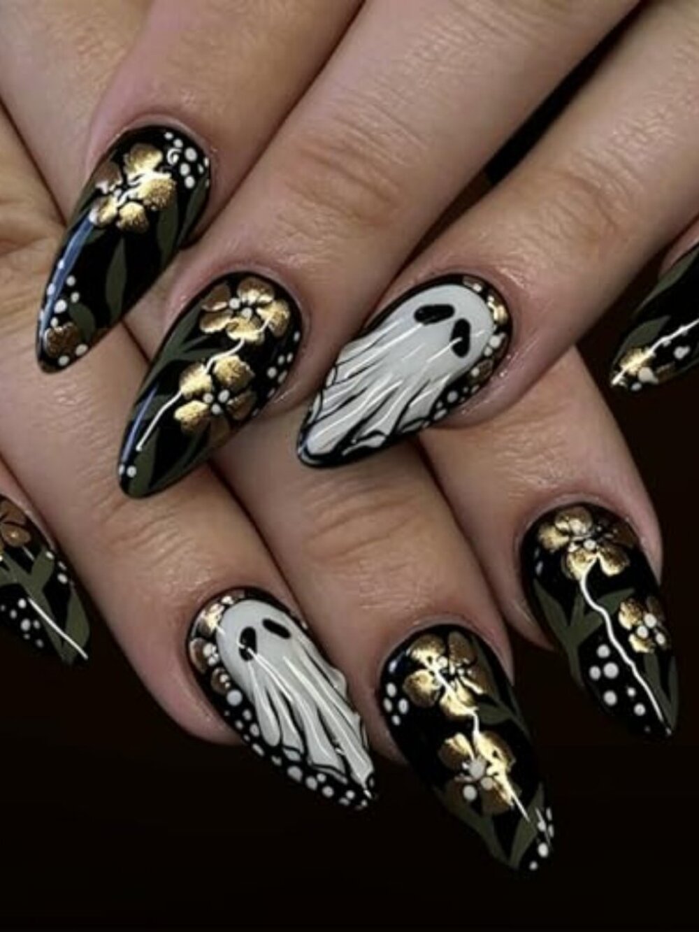 Halloween Press on Nails Medium Alomnd Fake Nails with Gold Flower ghost Design